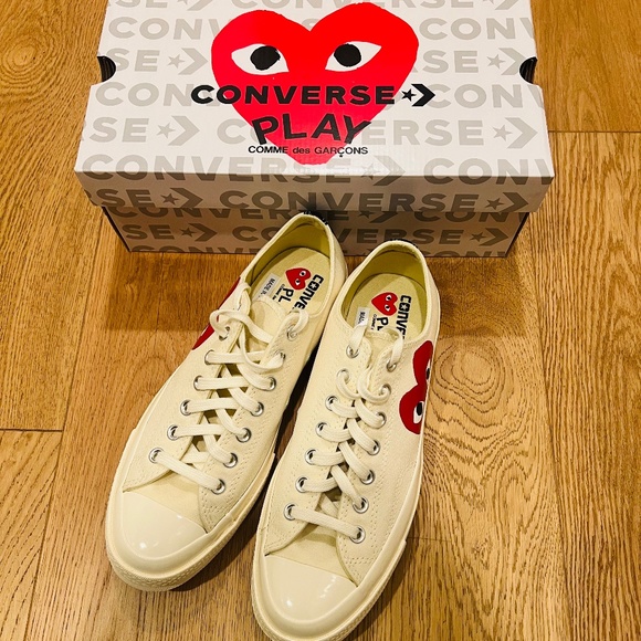 Comme des Garçons Play X Converse Lace-Up Sneakers - Picture 1 of 12
